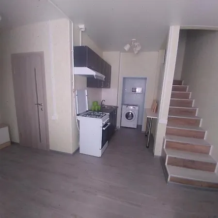 Таунхаус На 10 Фонтана Holiday home *