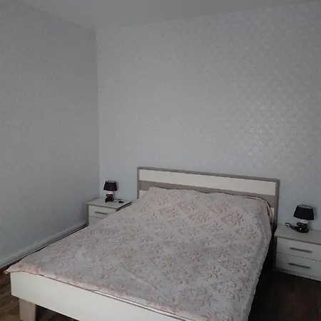 Holiday home Таунхаус На 10 Фонтана *
